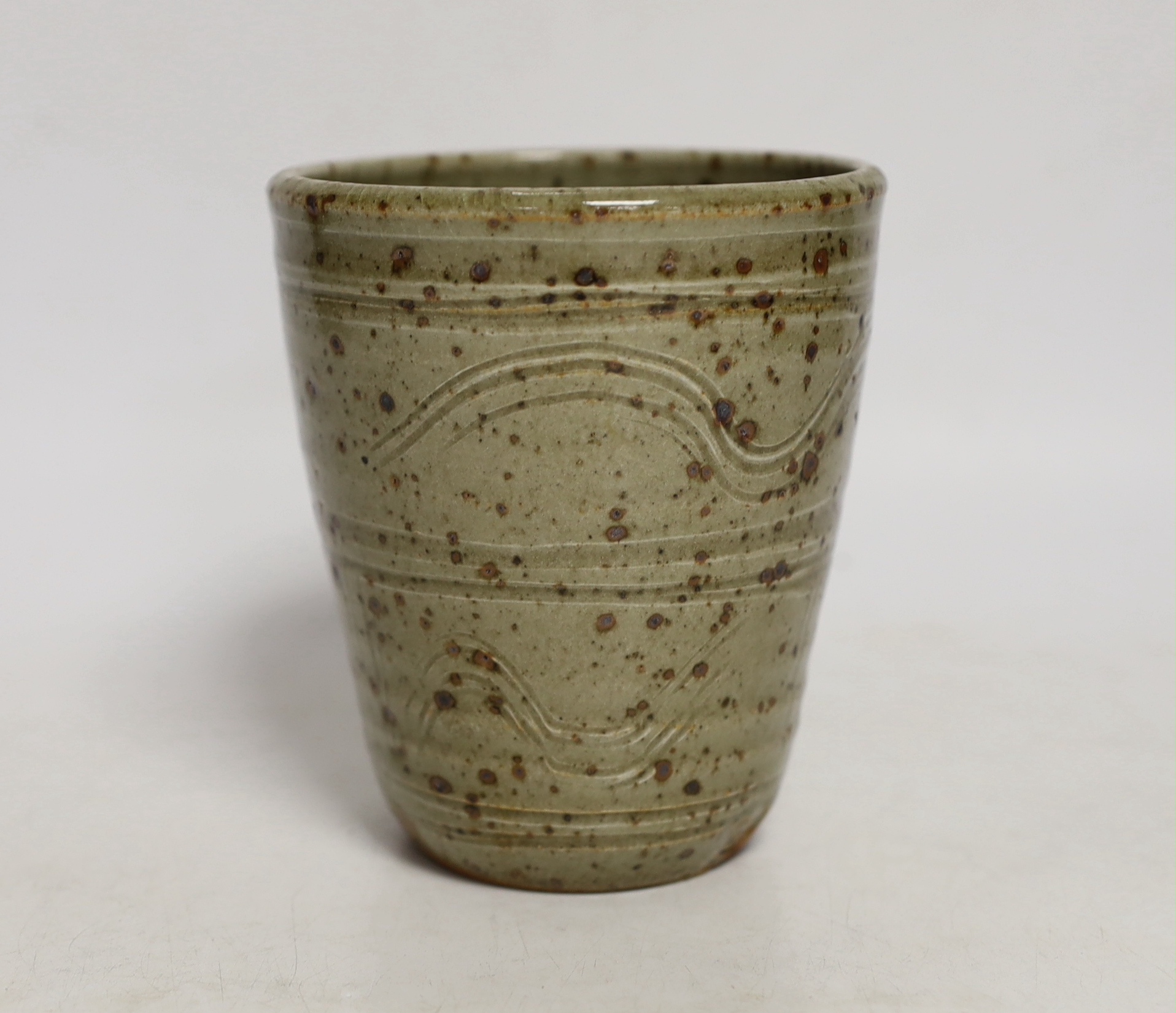 Seth Cardew, a studio pottery beaker, 12cm high